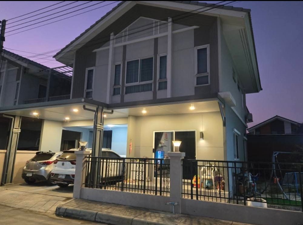 For RentHousePathum Thani,Rangsit, Thammasat : 💥 Rent 26,000 baht, Perfect Park Rangsit Project, Soi Wat Sadet, good location, next to Bang Phun Expressway, convenient to travel.