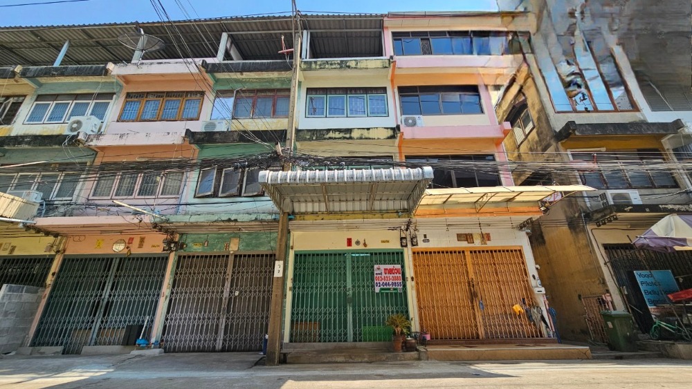 For SaleShop HouseRama3 (Riverside),Satupadit : Urgent sale ❗️ 3 -story commercial building, Thep Narin Village Soi Sathu Pradit 15, area 13 square wah