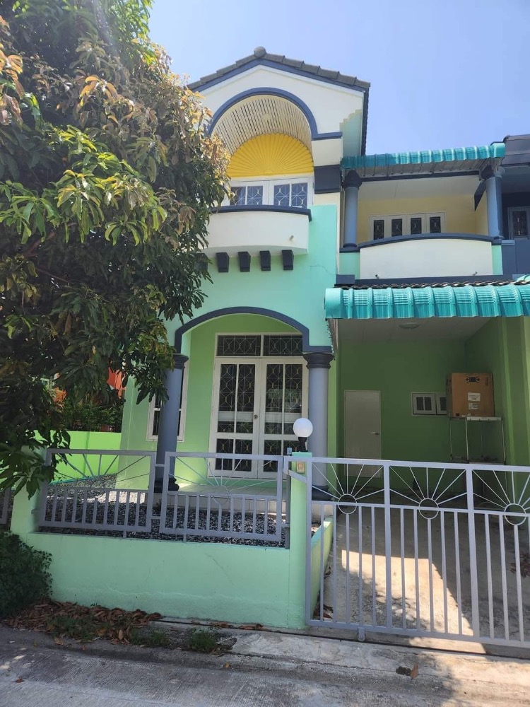 For SaleHouseSamut Prakan,Samrong : For Sale !! 2.7MB: 2-STOERY TWIN House, Lally Ville 1, Samut Prakan