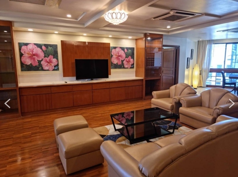 ขายคอนโดสุขุมวิท อโศก ทองหล่อ : LTHC11899 – President Park CONDO FOR SALE Size 260 Sq.M. 3 beds 3 baths Near BTS Phrom Phong ONLY 22 MB