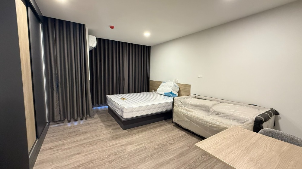 For RentCondoWongwianyai, Charoennakor : 🔥 Urgent rent 🔥 Flexi Sathon - Charoennakorn Phase 1, only 10,000 baht/month, good location with many privileges There are many floors to choose from (Rentnex Program).