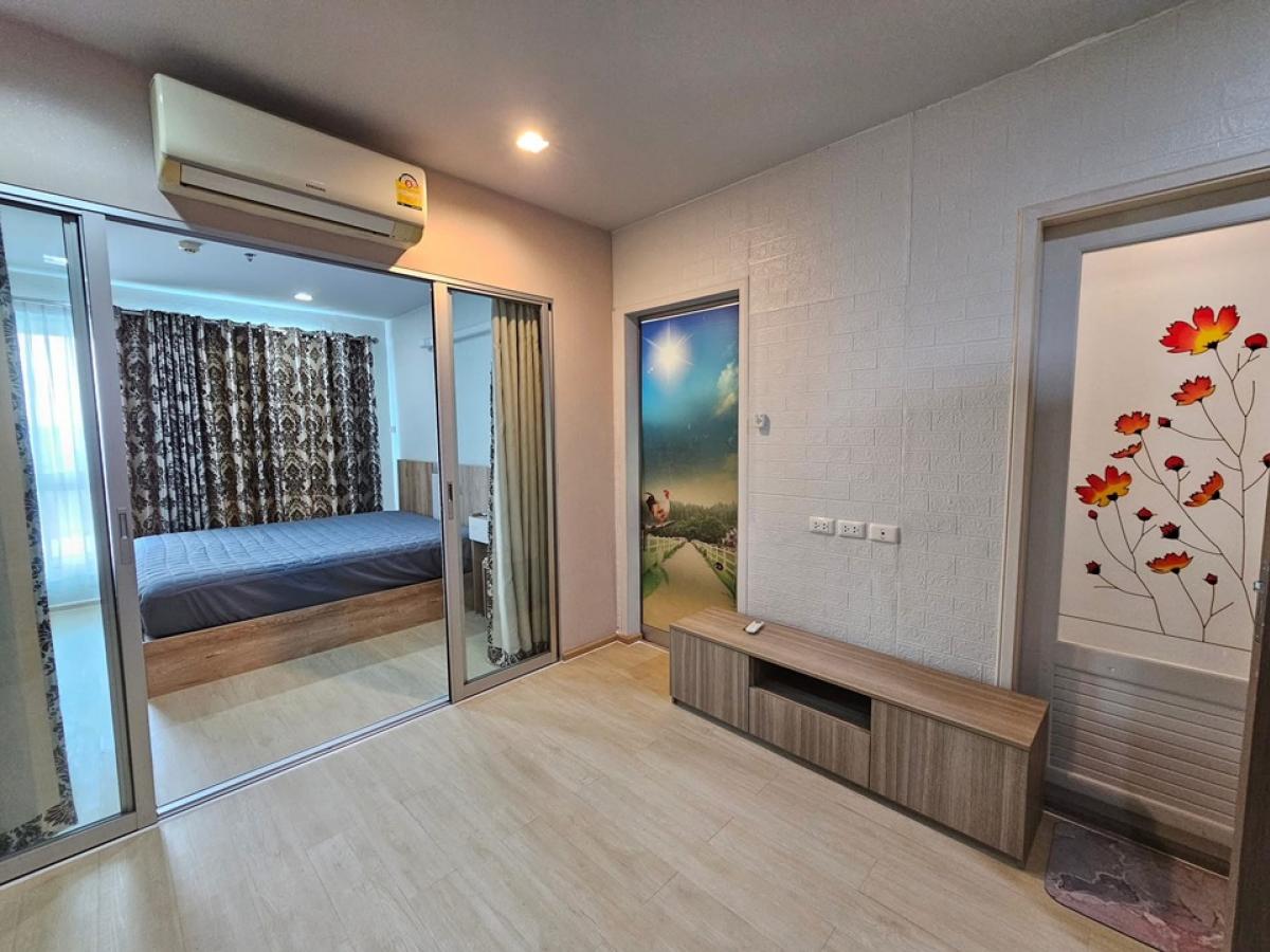 For RentCondoThaphra, Talat Phlu, Wutthakat : For rent Casa Condo Ratchada-Ratchaphruek, good location on BTS Talat Phlu, opposite The Mall Tha Phra. Convenient to travel!