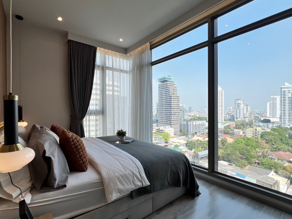 For SaleCondoSukhumvit, Asoke, Thonglor : Private Condo, the largest room.