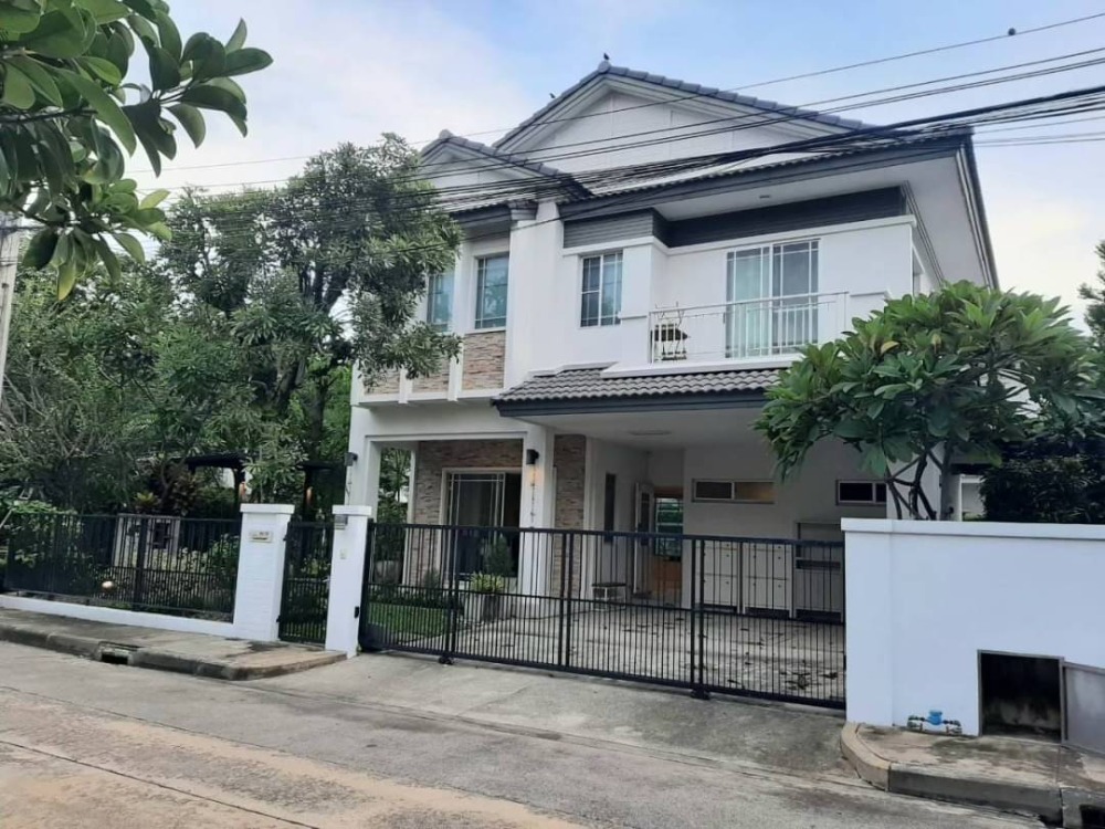 For RentHouseRama5, Ratchapruek, Bangkruai : Rent a detached house on the edge of Chaiyapruek Road  Complete furniture Ready to approach Robinson Ratchaphruek, Rama 4 Bridge, near Denla Inter School