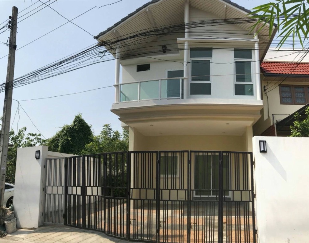 ขายบ้านอ่อนนุช อุดมสุข : FOR SALE!! 2.7MB : 2-STOERY SINGLE HOUSE, SUKHUMVIT101/1, BANGCHAK