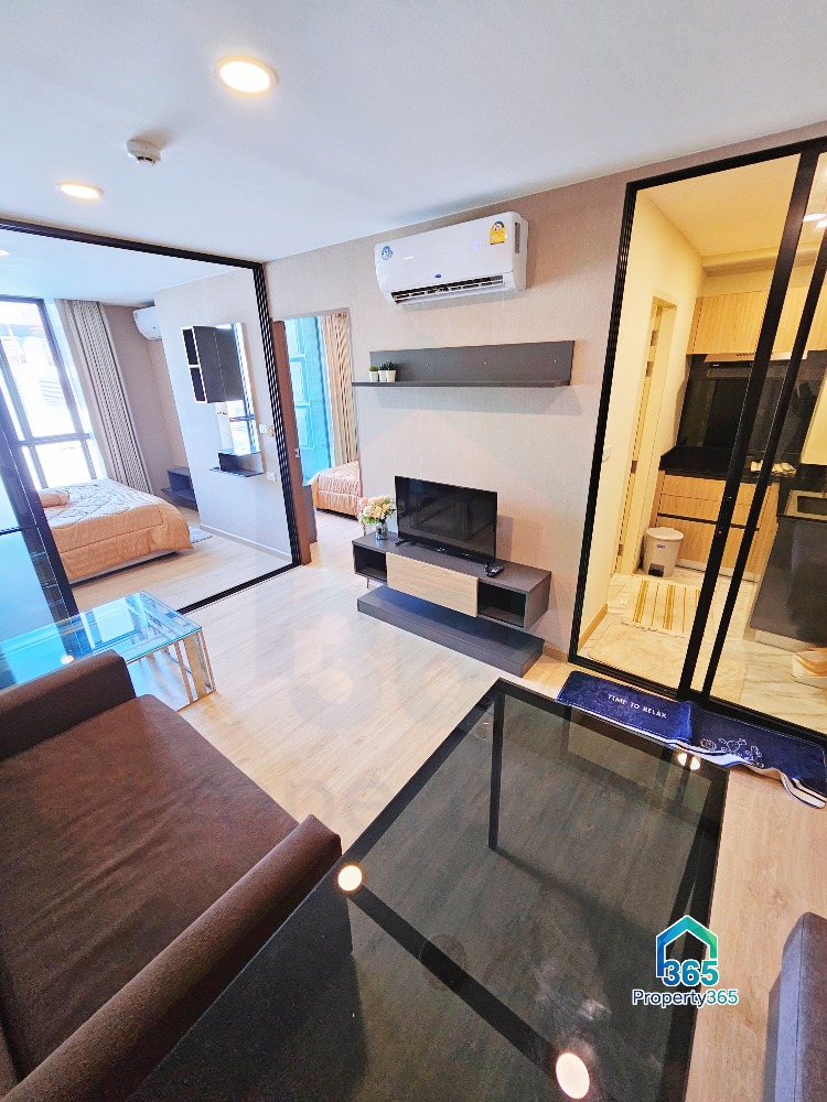 For RentCondoSathorn, Narathiwat : The Cube Urban Sathorn 🏙️ 2-Bedroom, Pool View 🏊‍♀️ Fully Furnished ✨ Ready to Move In!