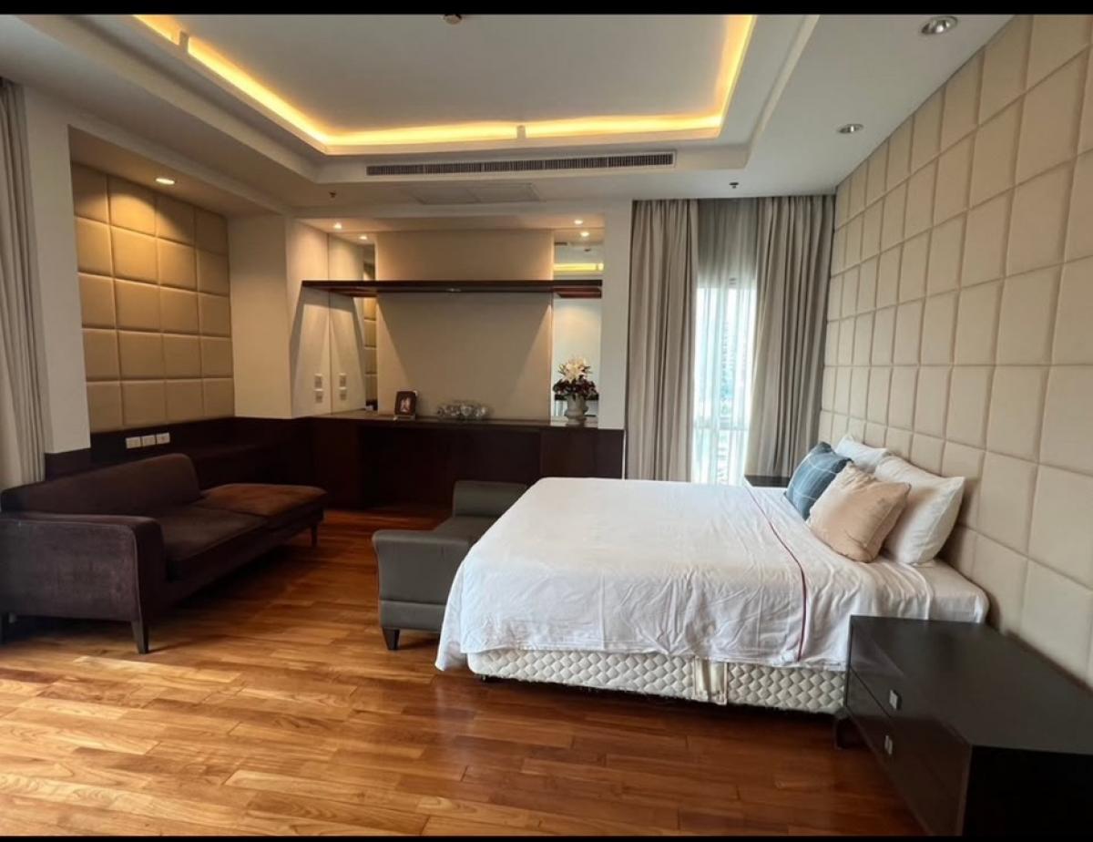 ให้เช่าคอนโดวิทยุ ชิดลม หลังสวน : Royal Residence Park  -Ready to move in-8th floors  -3 Bedrooms 4 Bathrooms + 1 Maid Bedroom with Maid Bathroom- Room area 220 sqm.