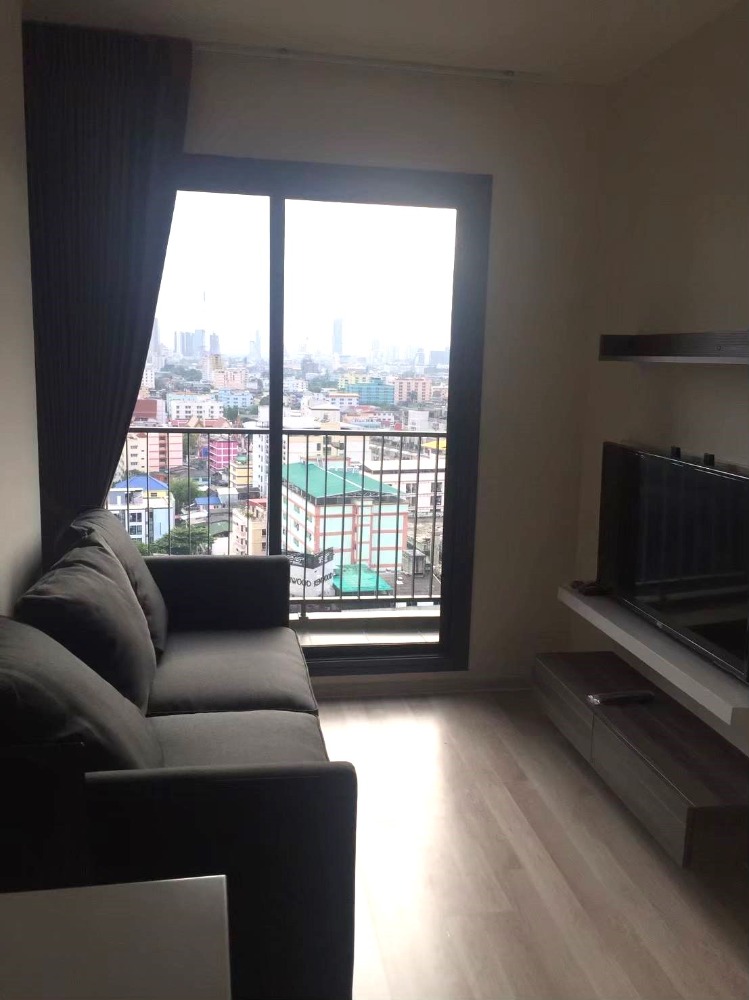 For RentCondoRatchadapisek, Huaikwang, Suttisan : 🔥 Urgent rent, Centric Huai Khwang! 150 meters to MRT Huai Khwang, ready to live in special promotions