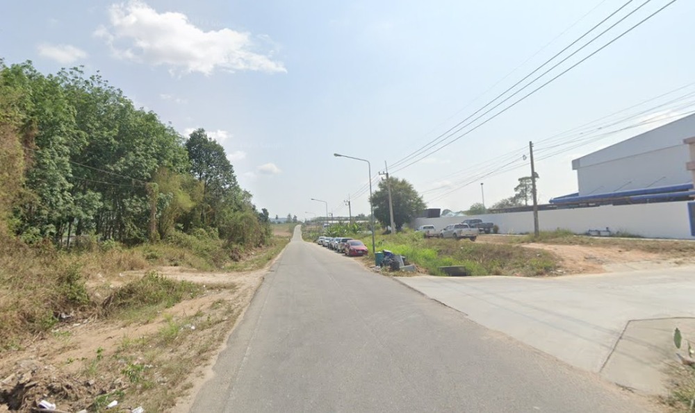 For SaleLandRayong : For Sale: Land in Nikhom Phatthana, Rayong Size: 46 Rai Purple-Striped Zoning (Suitable for Industrial Use)