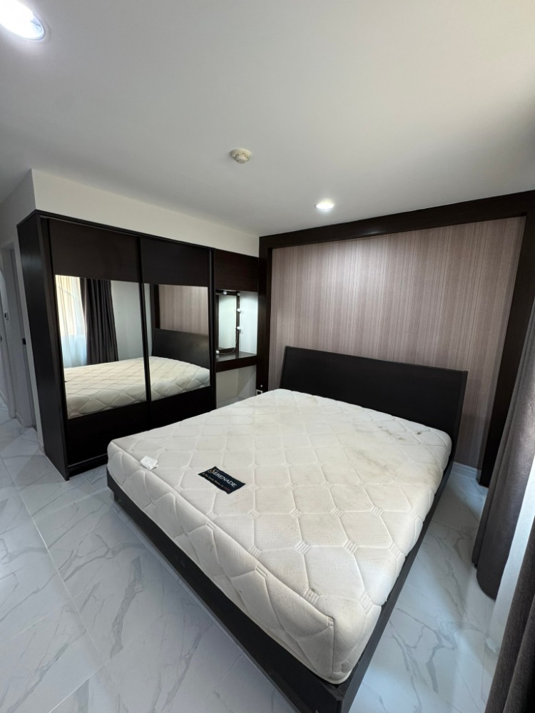 ให้เช่าคอนโดสีลม ศาลาแดง บางรัก : LTH11912 – Pabhada Silom FOR RENT Size 110 Sq.M. 2 beds 1 bath Near BTS Surasak ONLY 45K/Month