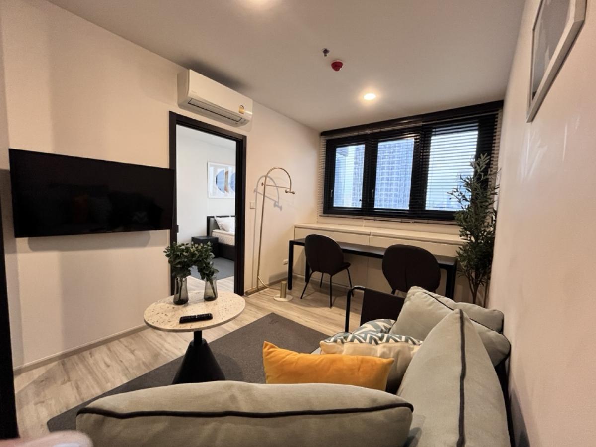 For RentCondoRatchadapisek, Huaikwang, Suttisan : Special price ** XT Huai Khwang 1 bed, 1 large bathroom with Walkincloset.