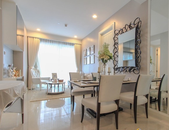 ให้เช่าคอนโดวิทยุ ชิดลม หลังสวน : For rent Q Langsuan Ready to move in (S15-15245)