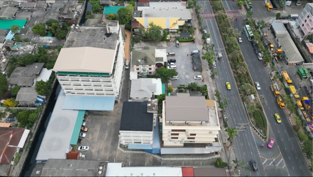 For RentFactoryRama3 (Riverside),Satupadit : Rental of the 7 -storey office building. Golden location! In the heart of Rama 3 - Charoen Rat, near Silom, 5,000 sq.m., only 500,000 baht/month (the cheapest only 100 baht/sq.m.!)