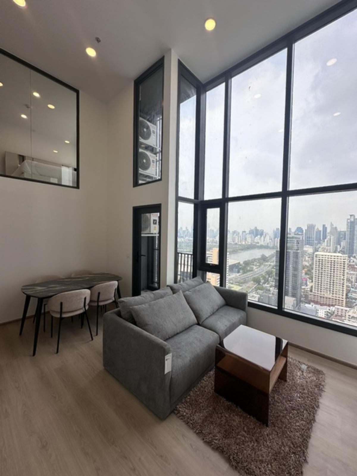 ให้เช่าคอนโดคลองเตย กล้วยน้ำไท : Rare!!! Life Rama 4 2bed 1bath + Working Room 68SQ.M - ฿55,000