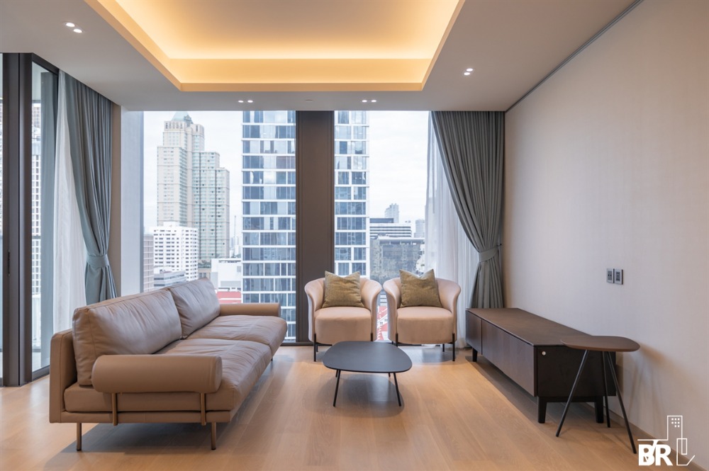 ให้เช่าคอนโดวิทยุ ชิดลม หลังสวน : Tonson One Residence (1B1B, 66 SQM.) Only 125,000 THB/Month By Ice