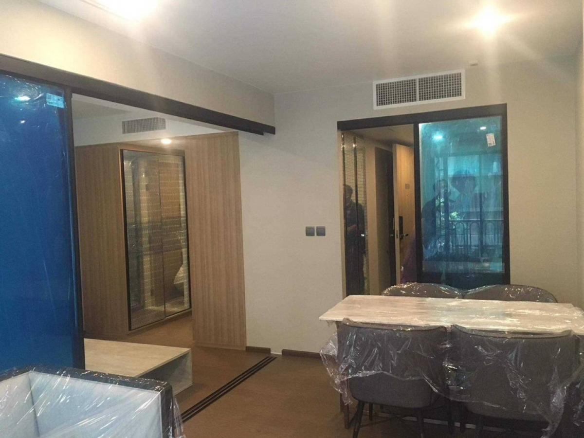 ขายคอนโดวิทยุ ชิดลม หลังสวน : ขาย Na Vara Residence ขนาด44ตร.ม 1ห้องนอน ชั้น3 เฟอร์นิเจอร์และเครื่องใช้ไฟฟ้าครบ ราคา10.5ล้านบาท