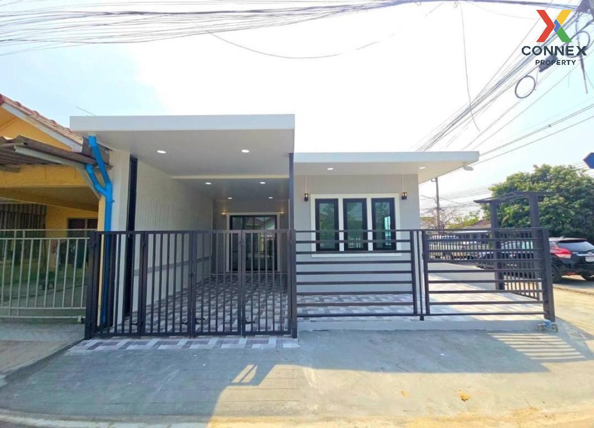 For SaleTownhomeNonthaburi, Bang Yai, Bangbuathong : For Sale Townhouse/Townhome  , Baan Arsa House 5 , corner unit , newly renovated , Bang Yai , Bang Yai , Nonthaburi , CX-115916