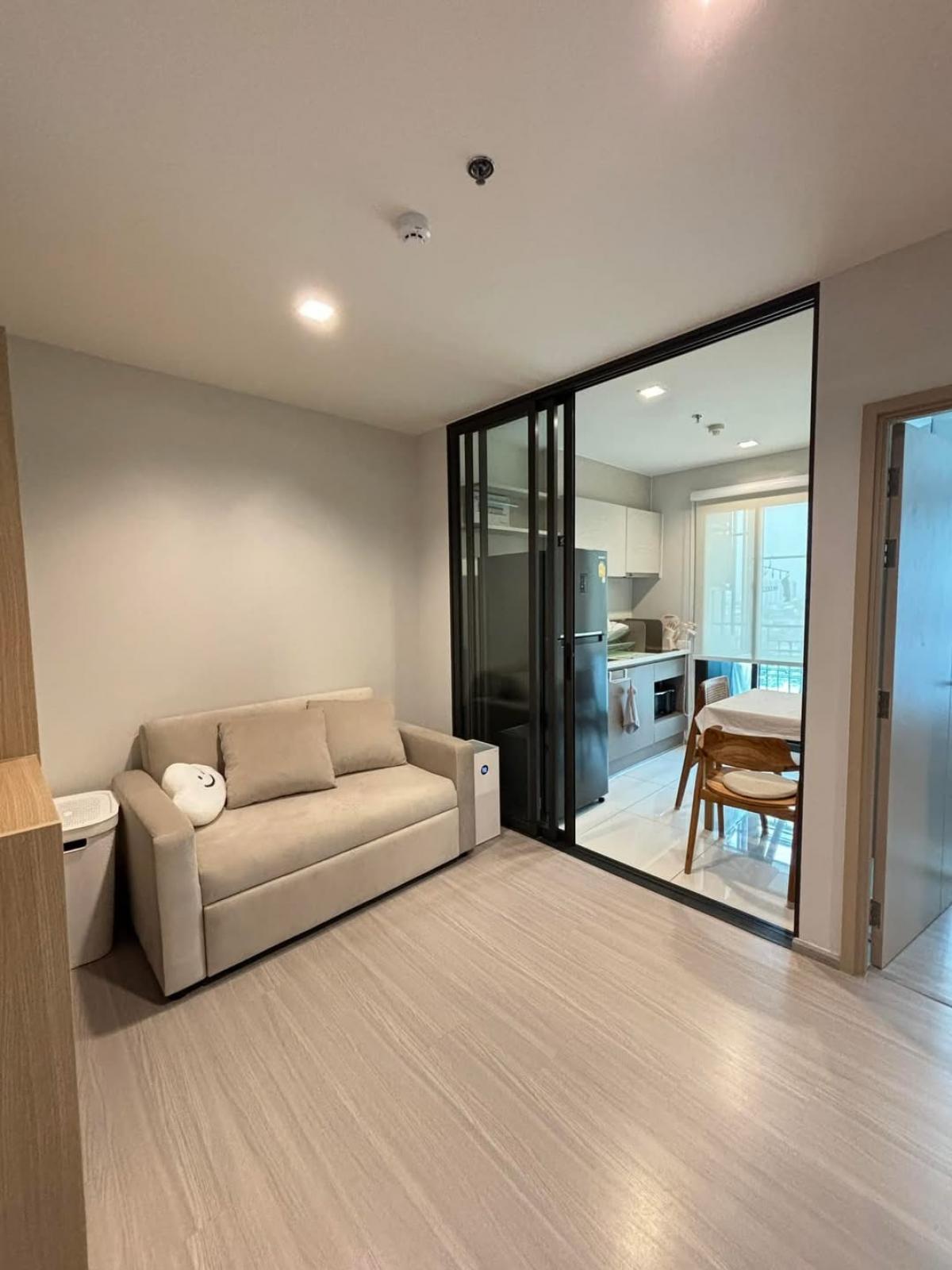 For RentCondoThaphra, Talat Phlu, Wutthakat : For rent ✅ Condo near BTS Talat Phlu 150 meters Life Sathorn - Sierra