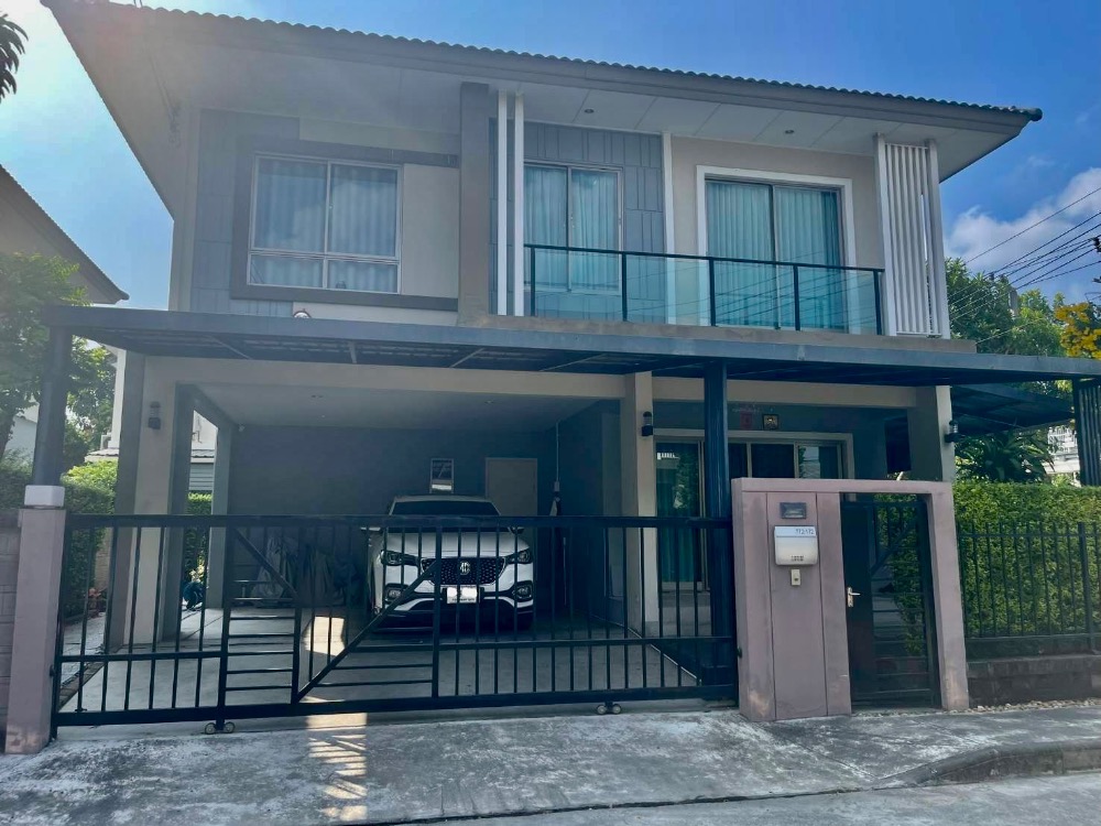 For SaleHousePattanakan, Srinakarin : 🏡 Corner Detached House for Sale at The Plant Pattanakarn 38 🏡 ✨ Beautifully Furnished & Ready to Move In ✨