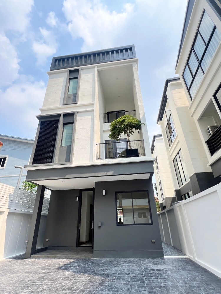 For SaleHouseChaengwatana, Muangthong : Large detached house with a private pool 📣 The best price at Winston, close to the Muang Thong Thani Expressway 0655546998