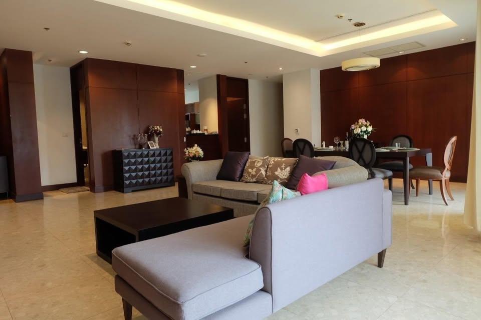 For RentCondoWitthayu, Chidlom, Langsuan, Ploenchit : Royal Residence Park