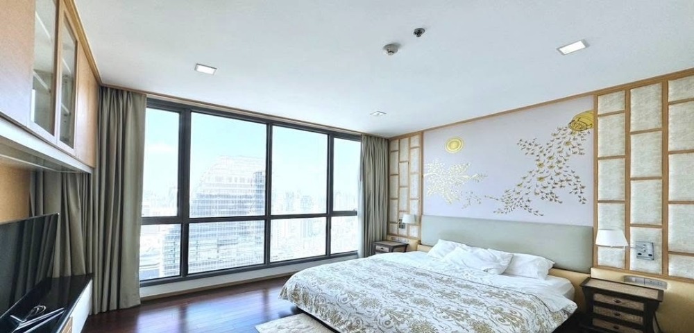 For SaleCondoNana, North Nana,Sukhumvit13, Soi Nana : ✨ 2 bedroom luxury condo for sale, decorative furniture Near Nana and Asoke BTS stations