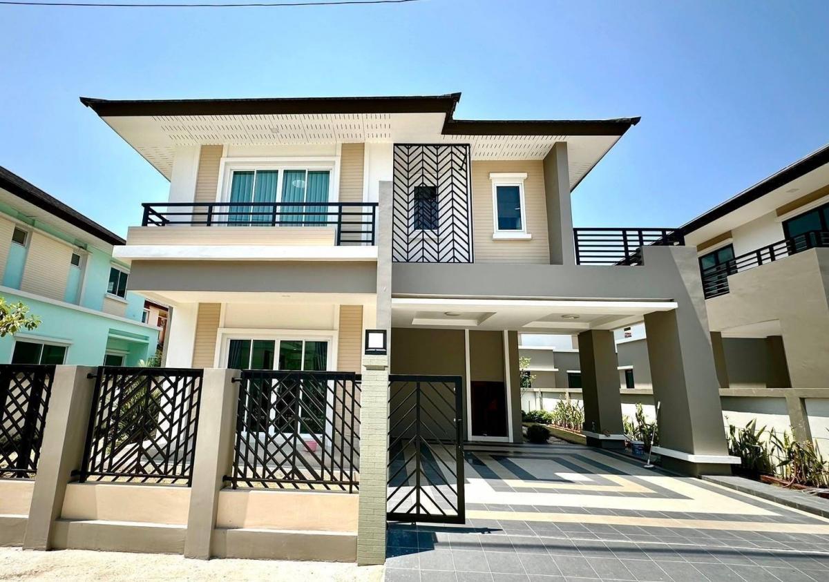 For SaleHousePattaya, Bangsaen, Chonburi : Central Town Chonburi detached house for sale in the heart of Chon Buri