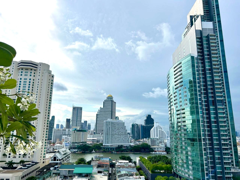 ขายคอนโดวงเวียนใหญ่ เจริญนคร : The Light House: 2bed 2bath 66.27sqm. 8,150,000 nice river view Am: 0656199198