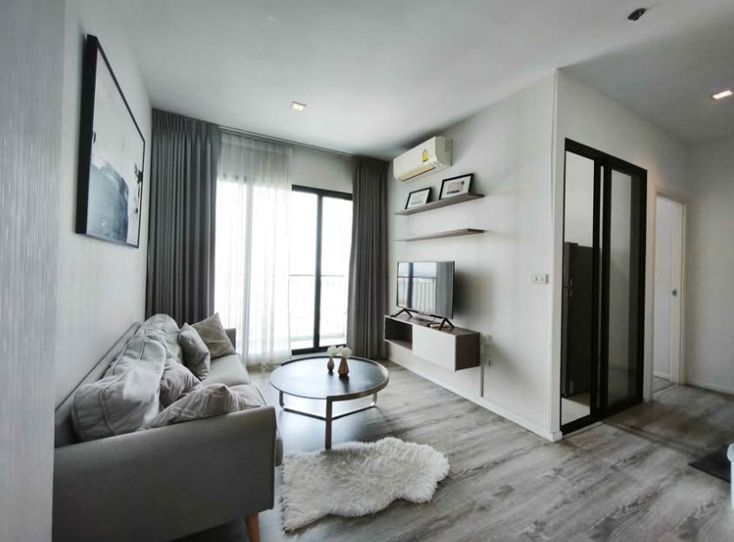 For RentCondoSamut Prakan,Samrong : Condo for rent Knightsbridge Sky River Ocean 2 bedrooms next to BTS Pak Nam 300m.