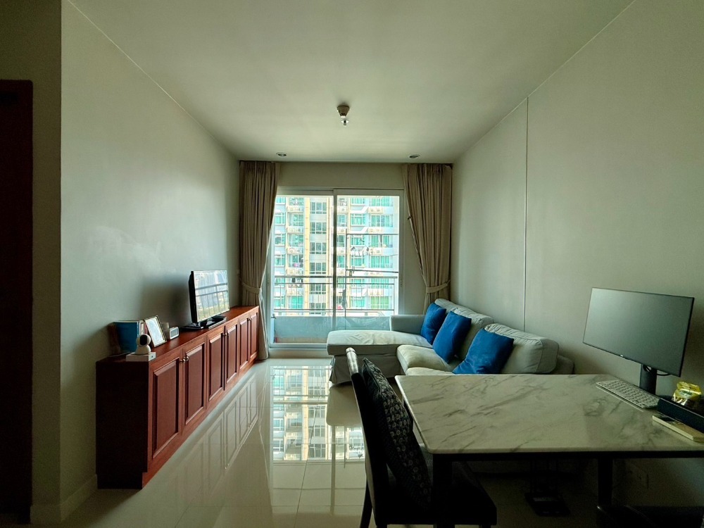 ขายคอนโดพระราม 9 เพชรบุรีตัดใหม่ RCA : Circle Condominium / Studio Room (FOR SALE), เซอร์เคิล คอนโดมิเนียม / ห้องสตูดิโอ (ขาย) F159