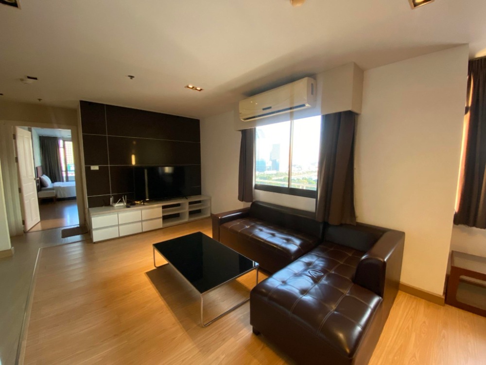 For RentCondoNana, North Nana,Sukhumvit13, Soi Nana : LTH11940 - Nantiruj Tower for Rent Size 120 SQM. 2 Beds 2 Baths Near BTS NANA Station Only 52K/Month