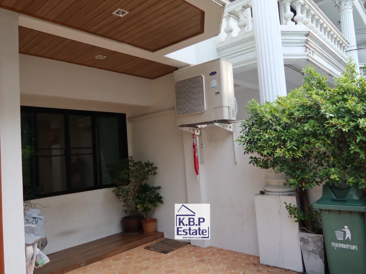 For SaleTownhomeOnnut, Udomsuk : Townhome for sale, Sukhumvit 71 Road, Soi Phatthanawet