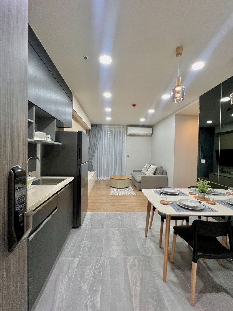 For RentCondoSukhumvit, Asoke, Thonglor : Q Prasarnmit, a condo in a great location near SWU, 2 bedrooms for rent 45k, contact now.