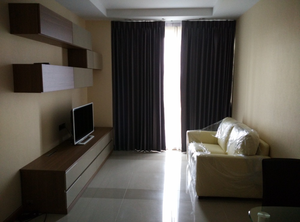 For RentCondoRama9, Petchburi, RCA : Condo for rent  Supalai wellington 47 sq.m. near MRT Rama 9