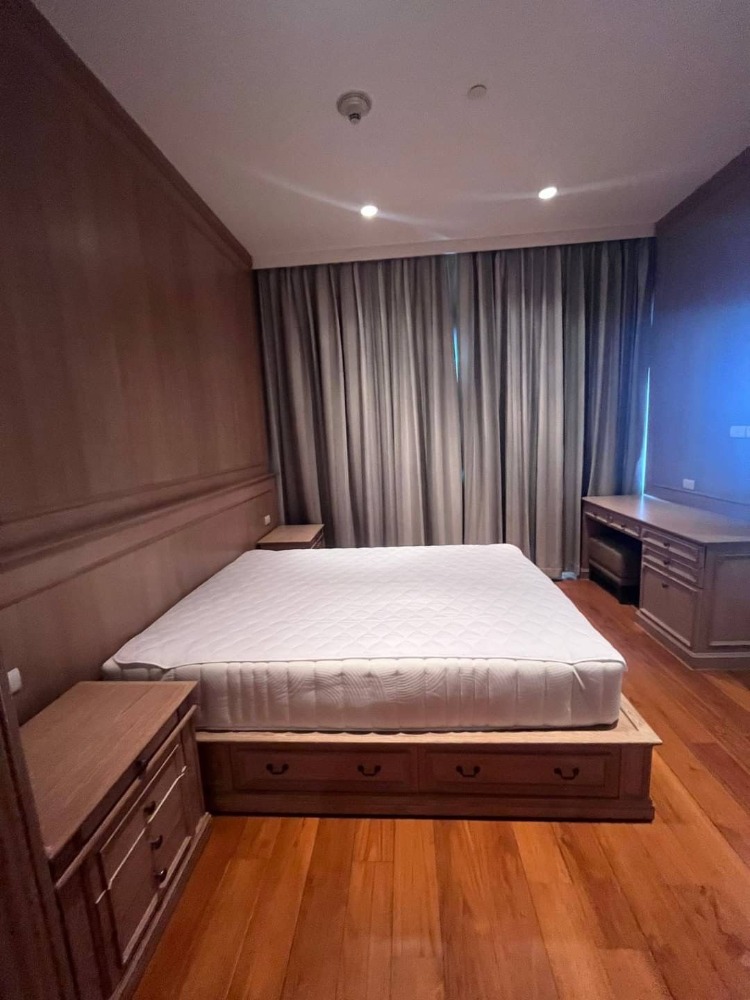 For RentCondoWitthayu, Chidlom, Langsuan, Ploenchit : 🏙️ Luxurious condo rental 185 Ratchadamri - Central CBD, premium city view Very big room, 4 bedrooms, decorated with style art deco