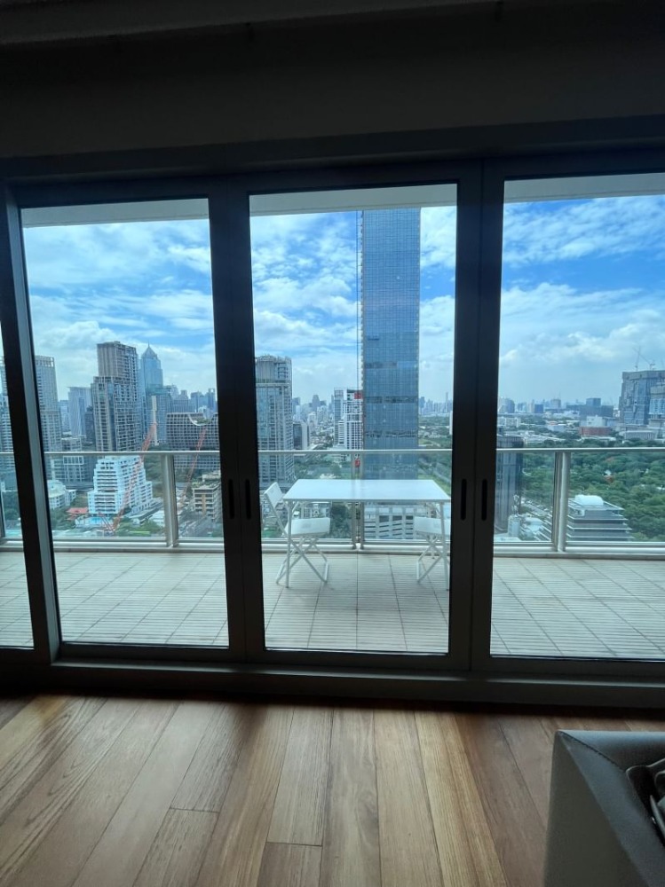 For RentCondoWitthayu, Chidlom, Langsuan, Ploenchit : 🏙️ Luxurious condo rental 185 Ratchadamri - Rare Item