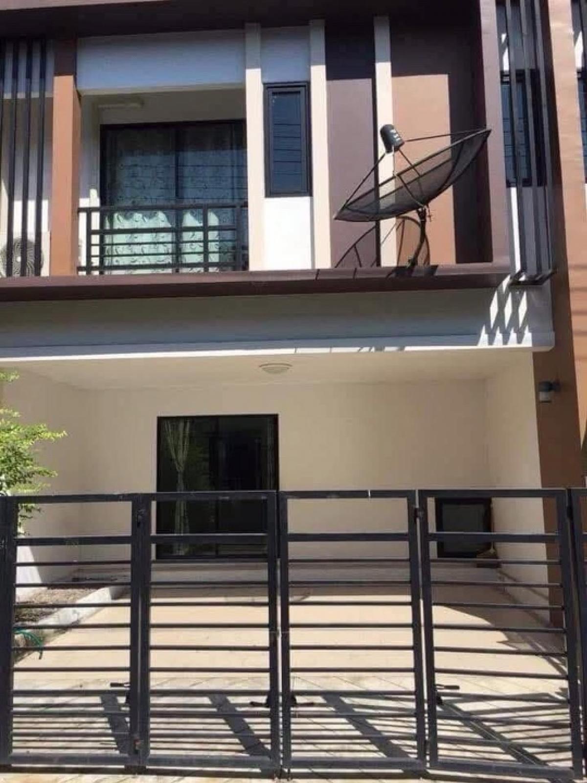 For RentTownhomePathum Thani,Rangsit, Thammasat : Baan Rangsit Khlong 6, Pathum Thani