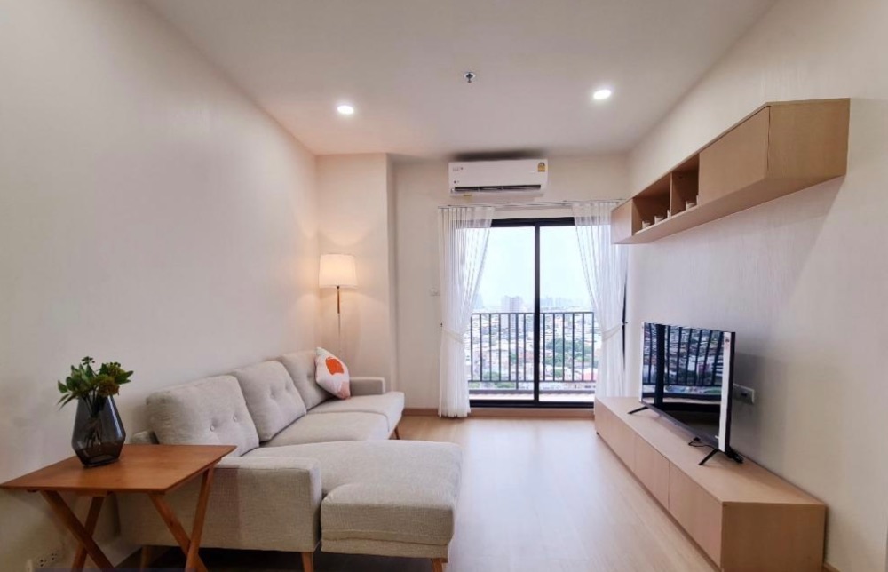 For RentCondoWongwianyai, Charoennakor : Rent Supalae Loft Prachathi -Wongwian Yai (corner room), 2 bedrooms, beautiful, ready to be near the icon Siam. Interested in Atline.@841QLNR