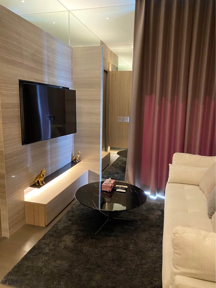 ขายคอนโดพระราม 9 เพชรบุรีตัดใหม่ RCA : THE ESSE at SINGHA COMPLEX / 1 Bedroom (FOR SALE), ดิ เอส แอท สิงห์ คอมเพล็กซ์ / 1 ห้องนอน (ขาย) F206