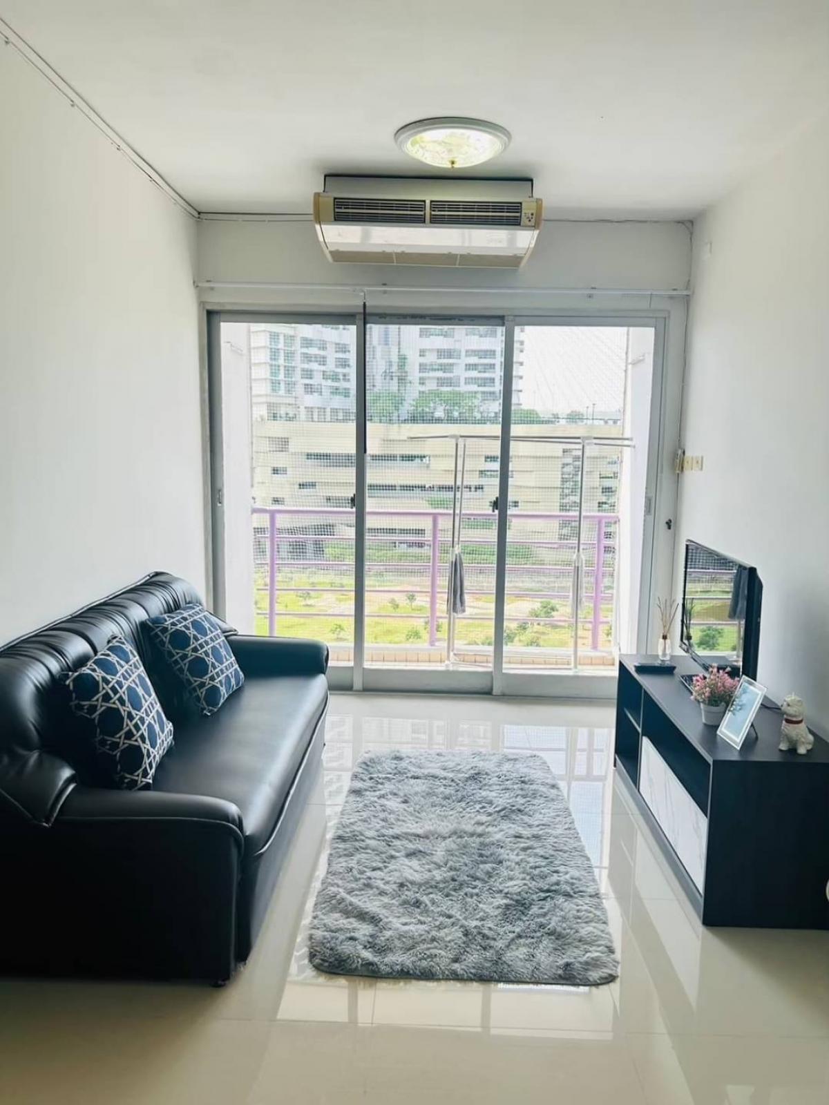 For RentCondoRama3 (Riverside),Satupadit : Rent - 2 bedrooms, 1 kitchen, 1 bathroom ** River view ** 1 year contract, 2 month warranty, 1 month in advance