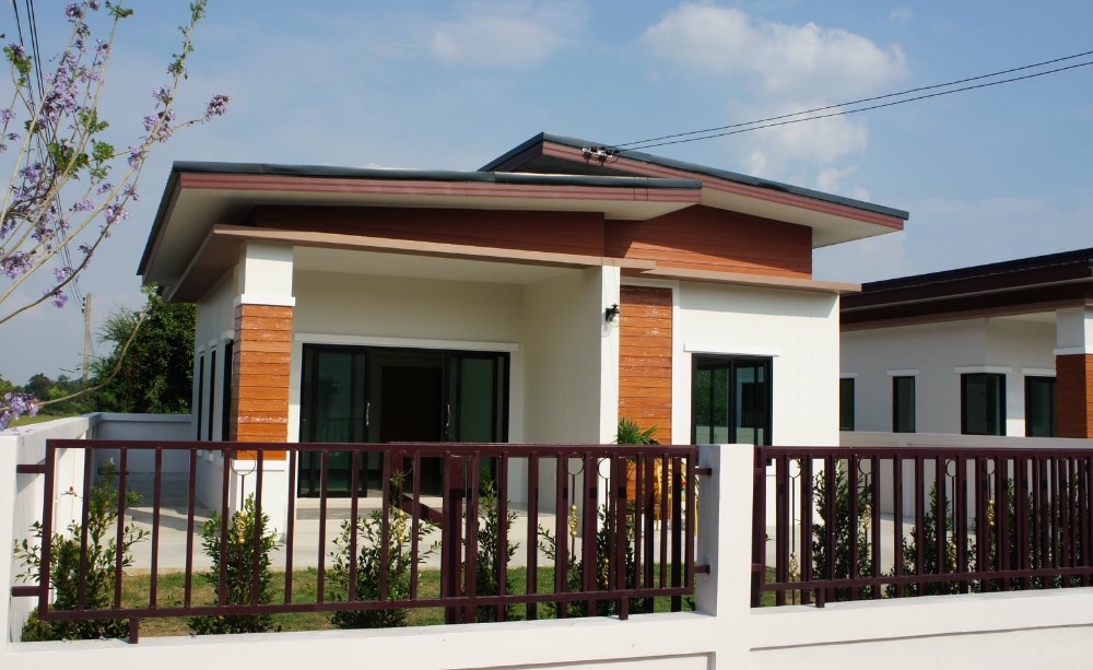 For SaleHouseKorat Nakhon Ratchasima : Suranaree Industrial Zone Korat detached house