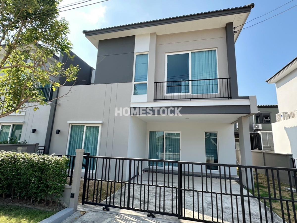 For RentHousePathum Thani,Rangsit, Thammasat : 20,000.- House with PLENO TOWN Village, Pleano Town Phahon-Lam Luk Ka Liab Khlong 3, near Sin Future Park Rangsit Hospital