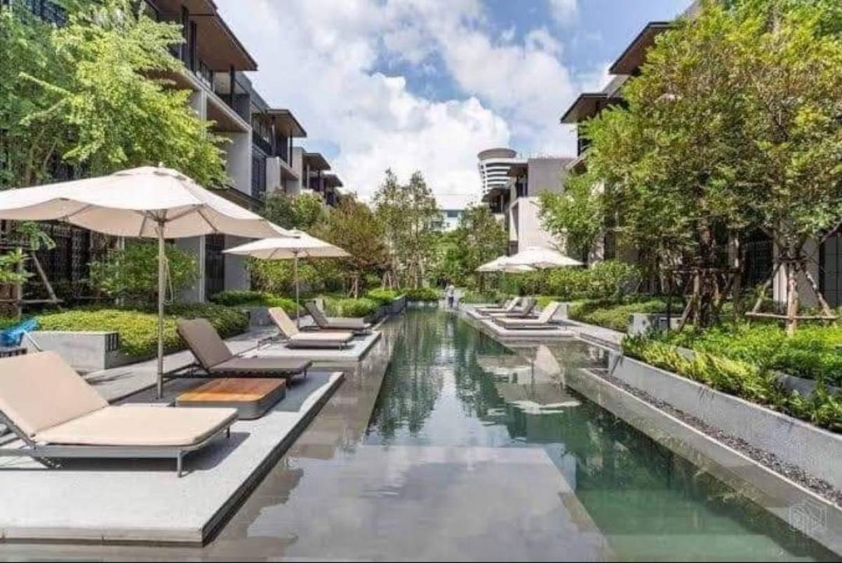 ให้เช่าทาวน์เฮ้าส์/ทาวน์โฮมสุขุมวิท อโศก ทองหล่อ : 📢👇Available 31/3/25 , 5 story luxury house with in-house lift, located in Emdistrict area, near many International schools , restaurants, coffee shops, supermarkets.