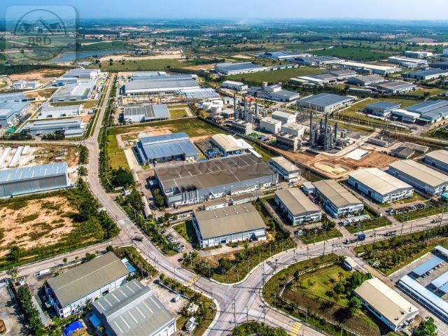 For SaleLandRayong : Land for sale with old factory (98.1 rai area for sale 289 million), Nikhom Phatthana District, Rayong Province