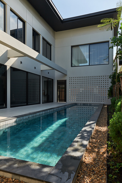 For RentHouseSukhumvit, Asoke, Thonglor : New Pool Villa for Rent: Sukhumvit 65