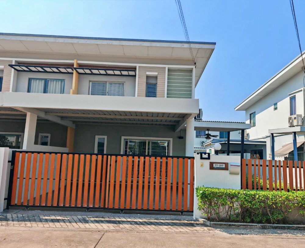 For SaleHousePattaya, Bangsaen, Chonburi : 2 -story twin house for sale, Life Garden Home, Poh Chon Buru, near Pattaya, Sriracha