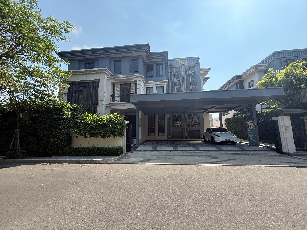 ขายบ้านพัฒนาการ ศรีนครินทร์ : Mavista Prestige Village Krungthep Kreetha: 235sqwah 993sqm. 5bed 5bath 180 Million Am: 0656199198