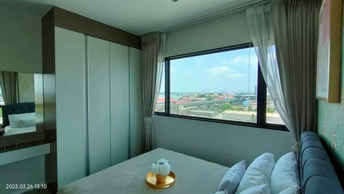 For SaleCondoSamut Prakan,Samrong : Condo for sale next to the river, viewing a 2 -bedroom river with only 3.9 million. Interested in watching 0808144488.