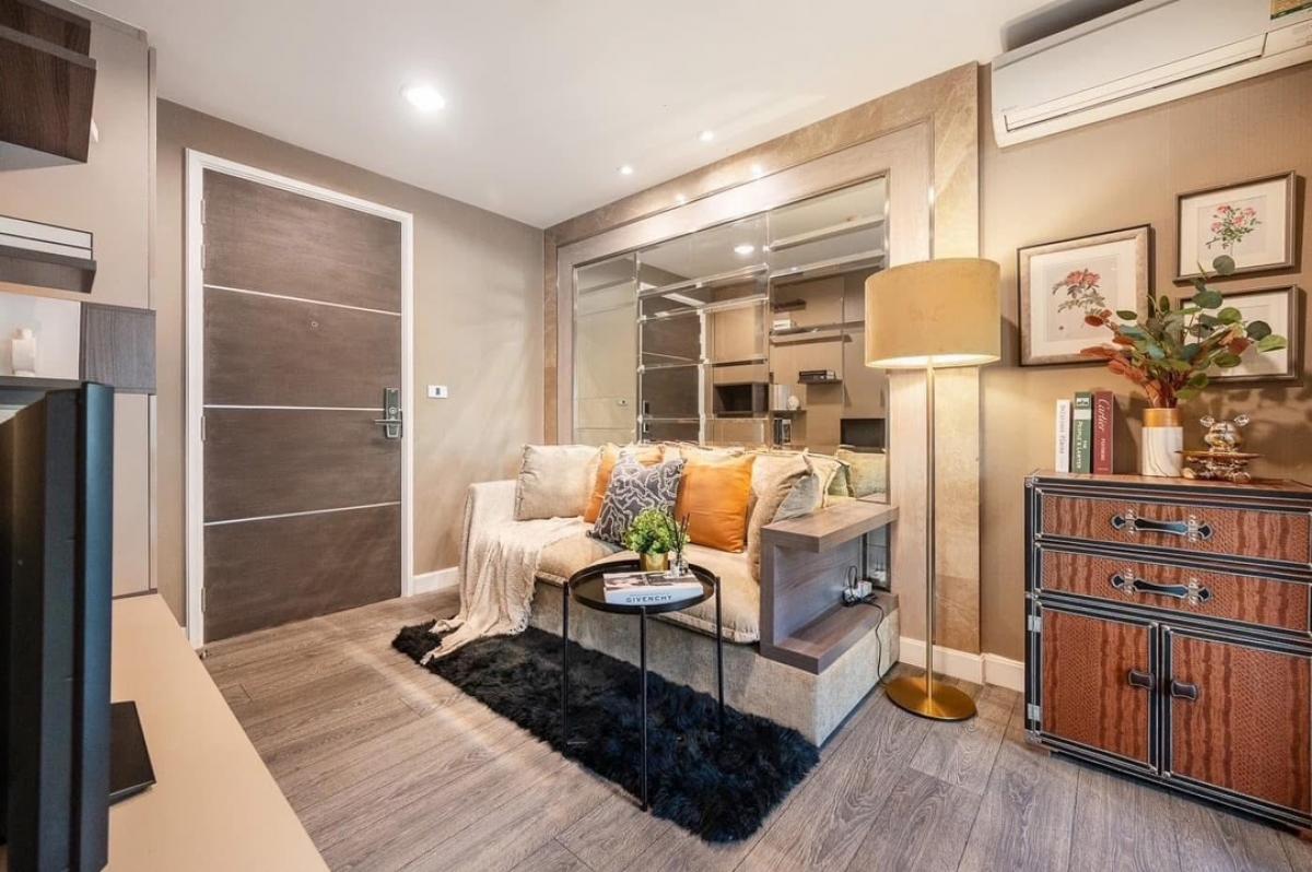 For RentCondoSukhumvit, Asoke, Thonglor : Do not miss, dress, very beautiful. With a luxurious bathtub. Level for rent. The Crest Sukhumvit 49 Low Rice Condo With a complete swimming pool and fitness !! Renting very cheap only 23,000 baht only !!