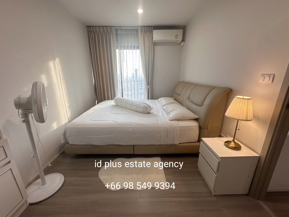 For RentCondoPinklao, Charansanitwong : The Parkland Charan - Pinklao Condo for Rent: 1 Bedroom for 35 SQM. On 20th Floor Pool View. C Building. With Fully Furnished and Electrical Appliances. Next to MRT BANGYIKHAN.RENTAL ONLY for 17,000 / m.